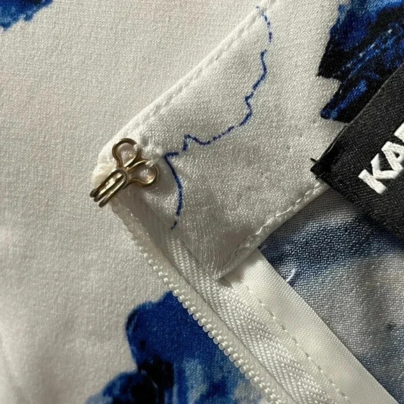 Karl Lagerfeld Paris Bow Knit Floral Blouse - Picture 9 of 11